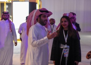 صالون المجوهرات النادر بموسم الرياض يشهد اقبالاً من الزوار