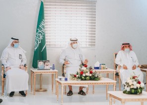 محافظ بـيـش يتفقد مركز الحقو والقرى التابعة له ويطلع على منتزه شهدان الوطني .