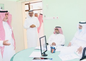 مدير‫ تعليم تبوك ‬يدشن البرنامج التدريبي ” إدارة الأداء الوظيفي لشاغلي الوظائف الإدارية”