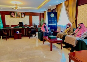 محافظ تيماء يطلق حملة ( مكارم الأخلاق ) بالمحافظة