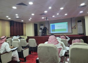 فرع البيئة بجازان يقيم دوره تدريبية للأمراض النباتية والنباتات الضارة