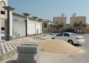 بلدية الظهران تنفذ 284 جولة رقابية وترصد 173 مخالفة على المباني قيد الإنشاء خلال شهر