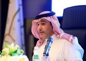 رئيس مجلس إدارة نادي الإبل يقر جائزة قدرها نصف مليون ريال وكأسا لوصيف مسابقة النخبة بمهرجان الملك عبدالعزيز