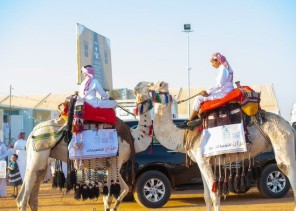 مدير صحة حائل يطلق القافلة الصحية من مخيم صحة حائل على الركايب