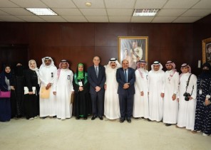 سفير الأردن في المملكة يكرم جمعية “إعلاميون” في مقر السفارة