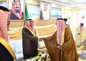 سمو محافظ الأحساء يتفقّد مركز السالمية