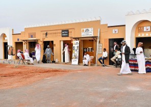 ازدهار الحركة الشرائية يزيد المنافسة في مهرجان الملك عبدالعزيز للإبل