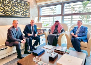 سفير خادم الحرمين بالأردن يستقبل سعادة وكيل وزارة الأوقاف والشؤون الإسلامية الفلسطينية