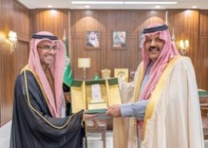 سمو أمير حائل يلتقي بـ”وكيل وزارة الصناعة” .. ويؤكد: على الأهمية الإستراتيجية والجغرافية التي تتمتع بها المنطقة