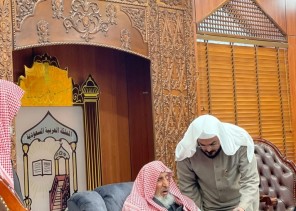 مفتي عام المملكة يدشن برنامج الأمن الفكري الذي ينطلق تحت شعار دور الفتوى في أمن المجتمع