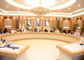 أمين الشرقية يعقد اجتماع مشترك مع عدد من شركاء الأمانة لمناقشة مبادرة ” لنجعل المشي أسلوب حياة ” والهوية والبصرية لـ« رياضة المشي»