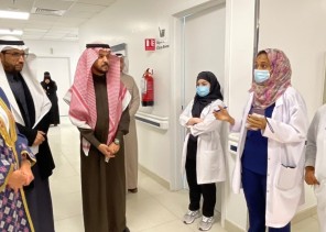 سفيرة مملكة الدنمارك تشيد بمستوى الخدمات في ” تخصصي تبوك “