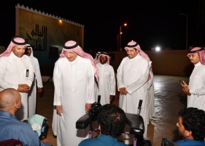 سموُّ أميرِ جازان يزور قلعة الدوسرية ويطلع على الفعاليات السياحية والثقافية المقامة بها