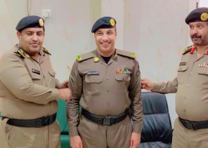 مدير شرطة محافظة خيبر  يقلد الرقيب أول عبدالكريم الذيابي   رتبته الجديدة