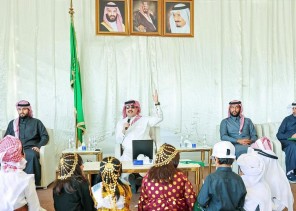 سمو أمير منطقة عسير يزور محافظة تثليث