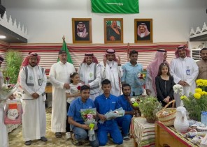 معايدة فريق أمل وعمل التطوعي ورسم الفرحة على وجه الجميع