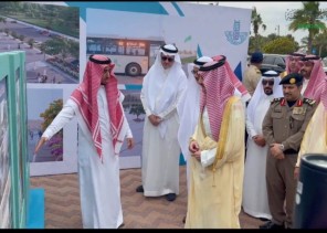 أمير الشرقية يدشن مشروع النقل العام بالحافلات في الدمام والقطيف