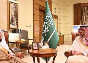 سمو الأمير سعود بن جلوي يستقبل رئيس محكمة الاستئناف بجدة
