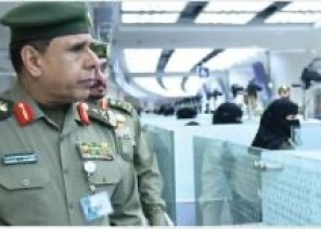مدير “الجوازات” يقف على قدوم ومغادرة المعتمرين بمطار الملك عبدالعزيز