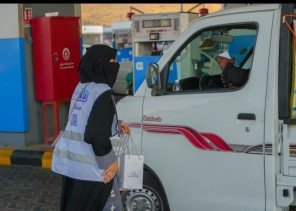 أمانة محافظة جدة تشارك في مبادرة (بيدنا نصنع الأجر) بالتعاون مع جمعية لزم