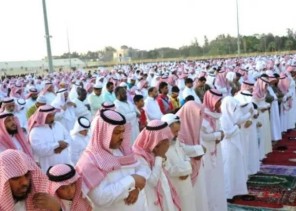 في المدن والمحافظات التي يُتوقع فيها هطول الأمطار.. توجيه من الشؤون الإسلامية بإقامة صلاة عيد الفطر في الجوامع وعدم إقامتها في المصليات المكشوفة