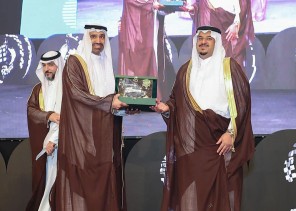 وزير الموارد البشرية يؤكد اهتمام القيادة بالاستثمار في الشباب السعودي