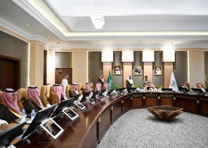 سمو أمير جازان يرأس الاجتماع الدوري للجنة الرئيسية للدفاع المدني بالمنطقة