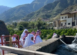 اختتام برنامج التدريب لموظفي وزارة البيئة والمزارعين للتنمية الريفية بمحافظة رجال المع