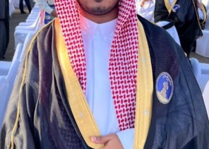 الدكتور “محمد بن موسى الزبني” يحصل على شهادة البكالوريوس من قسم مختبرات علمية بكلية العلوم الطبية التطبيقية من جامعة حائل