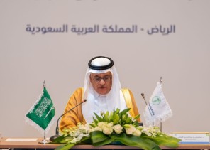 المهندس الفضلي يدعو إلى التكاتف العربي لمواجهة التحديات البيئية وشح المياه في المنطقة العربية