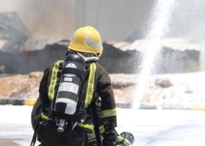 الدفاع المدني بـ”دومة الجندل” يُخمد حريقاً في محطة محروقات