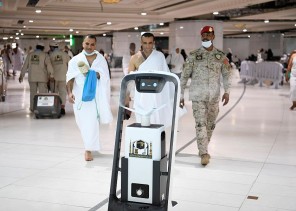 شؤون الحرمين تسخر الذكاء الاصطناعي لخدمة “إجابة السائلين” داخل المسجد الحرام