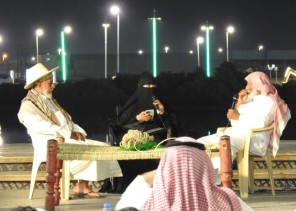 بالصور.. فريق أمل وعمل ينفذ مبادرة “تراثنا والعيد” في القرية التراثية بجازان