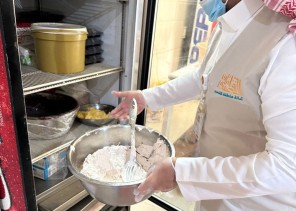 بلدية غرب بريدة الفرعية تواصل جولاتها الرقابية وتصادر أكثر من  كيلو و300 من الحلويات الجاهزة