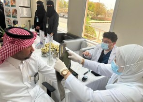 تفعيل اليوم العالمي لسرطان الرئة في بلدية الهفوف