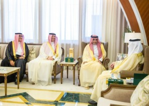أمير الشرقية يستقبل معالي وزير الإعلام