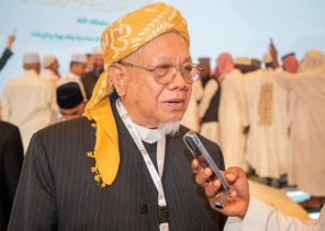 رئيس هيئة كبار العلماء بمجلس شيخ الاسلام في مملكة تايلند يشكر خادم الحرمين الشريفين وسمو ولي العهد