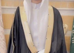 أبناء بركة بن مرزوق آل خصيوي ( رحمه الله ) يحتفلون بزواج شقيقهم “مشعل” في قاعة اللؤلؤة بـ”المدينة”