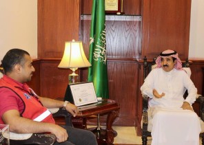 محافظ الرس يستقبل الحربي بمناسبة تكليفه مديرًا لمكتب الهلال الأحمر