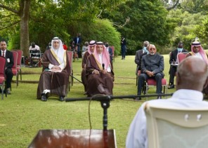 خادم الحرمين يبعث رسالة شفهية لرئيس أوغندا #عاجل