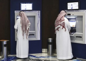 انخفاض السحوبات النقدية.. ونمو الدفع عبر البطاقات يصل لـ532 مليار ريال