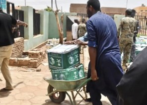 توزيع أكثر من 32 طنًا من السلال الغذائية في محلية كرري بولاية الخرطوم في السودان
