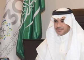 محمود الرتوعي يرفع شكره للقيادة الرشيدة بمناسبة ترقيته للمرتبة الرابعة عشرة بأمانة الشرقية