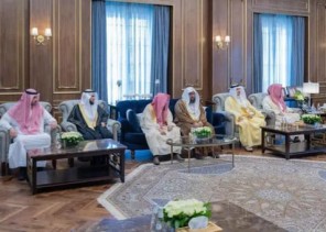 أمير منطقة الحدود الشمالية يستقبل رئيس وأعضاء مجلس إدارة جمعية “رؤوف”