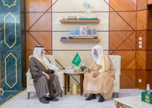 أمير الشرقية يستقبل مدير فرع الرئاسة العامة لهيئة الأمر بالمعروف والنهي عن المنكر سابقاً