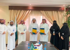 فرع وزارة الموارد البشرية والتنمية الاجتماعية بالقصيم يوقع شراكة مع جمعية أسرة