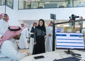 نائب وزير التجارة تقف على أعمال فرع الوزارة والمركز السعودي للأعمال بالمنطقة الشرقية