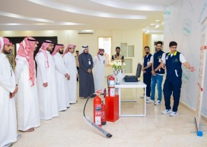 محاضرة تعريفية للأمن والسلامة بتجمع حفر الباطن الصحي