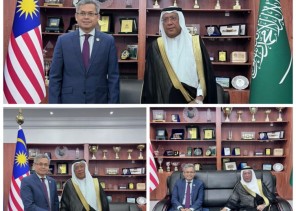 سعادة القنصل العام لمملكة ماليزيا يلتقي بسعادة الأستاذ وليد عزيزالرحمن