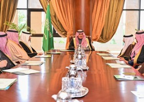 أمير تبوك يترأس اجتماع جمعية فهد بن سلطان الخيرية الاجتماعية